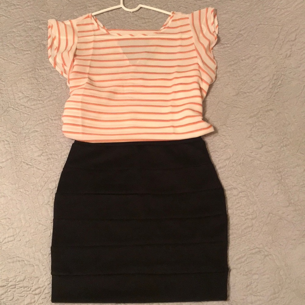 Charlotte Russe Black bodycon mini skirt